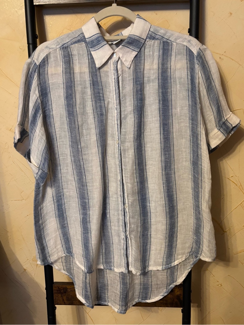 Sundance Size S Short-Sleeve Blue & White Striped Button-Up Shirt 100% linen